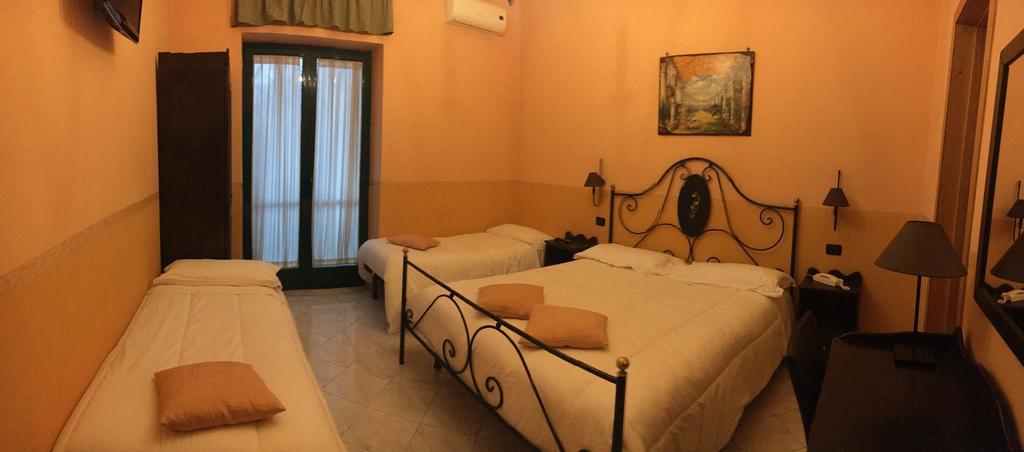Hotel Degli Amici بومبيي المظهر الخارجي الصورة
