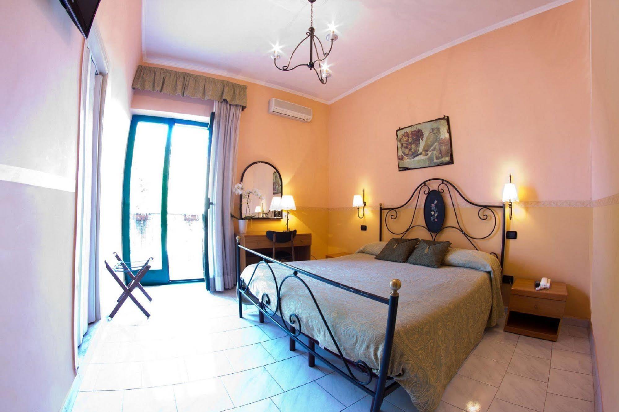 Hotel Degli Amici بومبيي المظهر الخارجي الصورة